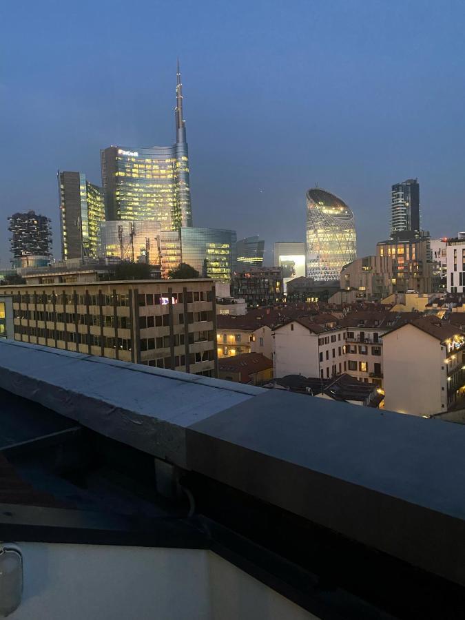 Attic 9th Floor With 2 Terrace In Center Brera With Amazing View Appartement